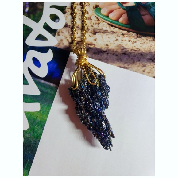 rainbow carborundom necklace K🦎K - Picture 4 of 7